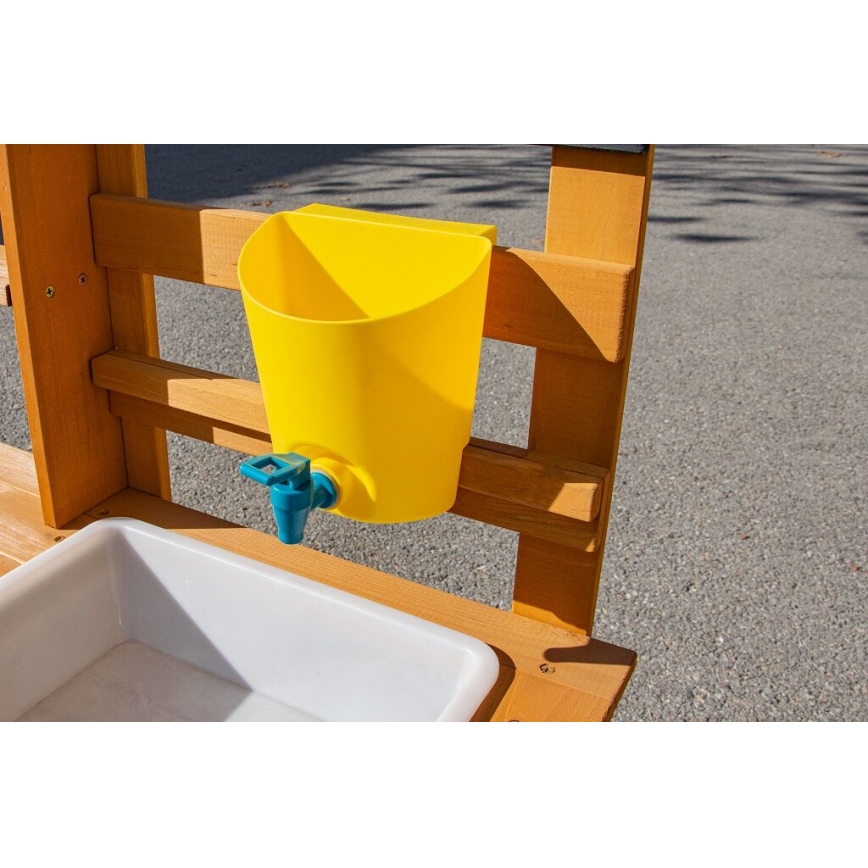 2Kids Toys - Дървена градинска кухня с мивка