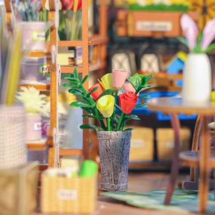 2Kids Играчки - Миниатюрен градински къщичка 2xAAA