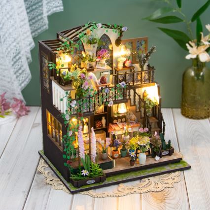 2Kids Toys - Миниатюрна къща Цветната къщичка на Дарси 2xAAA