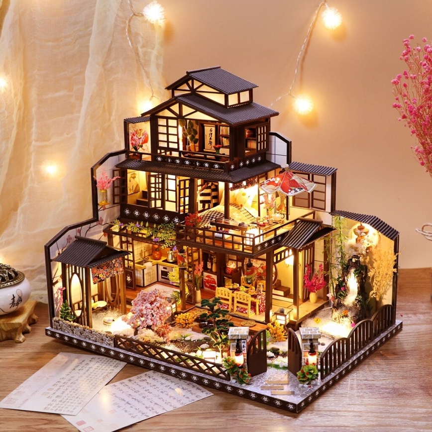 2Kids Toys - Миниатюрна къща Lavish sakura villa 2xAAA