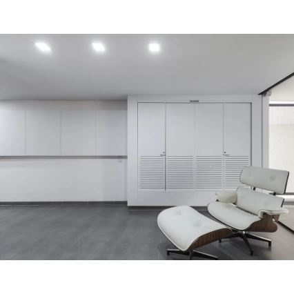 APLED - LED Лампа за вграждане в баня SQUARE LED/12W/230V IP40 17x17 см бял