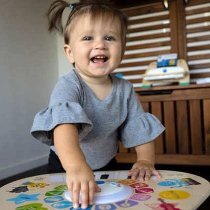 Baby Einstein - Детска активна музикална маса MAGIC TOUCH HAPE
