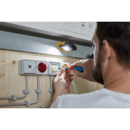 Brennenstuhl - LED Работно фенерче LED/3xAAA оранжево