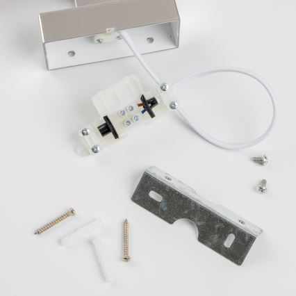 Brilagi - LED Лампа за огледало в баня WOODY MIRROR LED/8W/230V 40 см IP44 дъб орех/лъскав хром