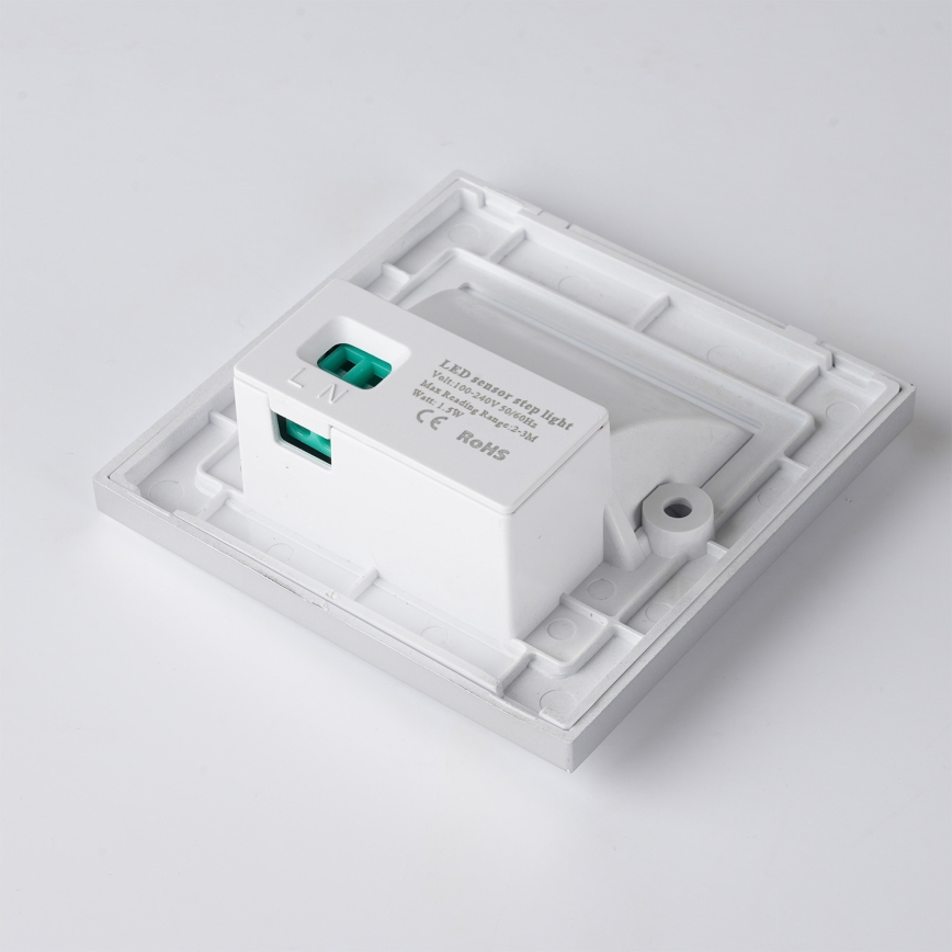 Brilagi - LED стълбищно осветително тяло със сензор STEP LIGHT LED/1,5W/230V IP44 сребристо