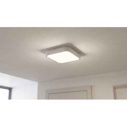 BRILAGI - LED таванно осветително тяло за баня със сензор ZENNA LED/18W/230V 28,5x28,5 cm IP44 бяло + дистанционно управление