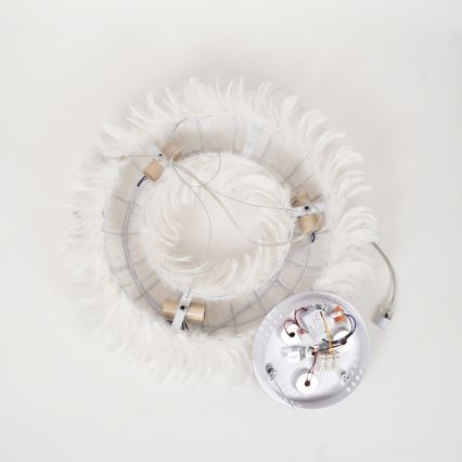 Brilagi - LED полилей на кабел FEATHER 3xE27/40W/230V + 3xLED/3W, Ø 50 cm, бял