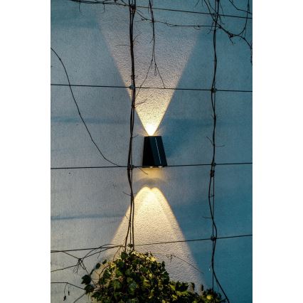 Brilagi - LED Соларен аплик PYRAMID LED/2W/3,2V 1300 mAh IP54