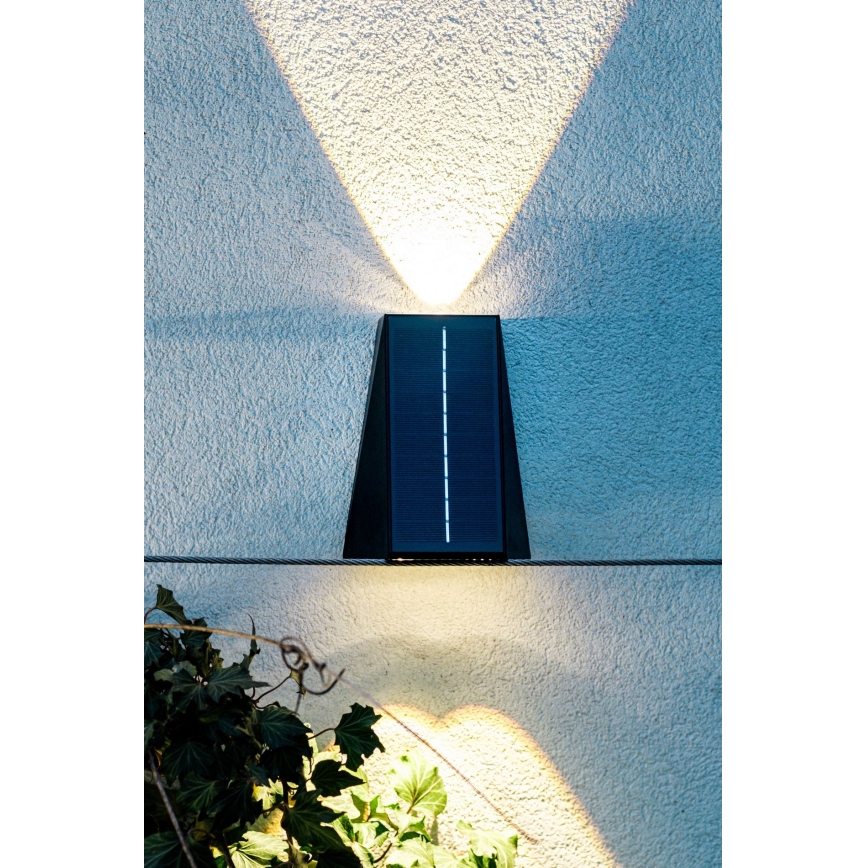 Brilagi - LED Соларен аплик PYRAMID LED/2W/3,2V 1300 mAh IP54