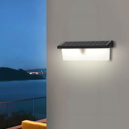 Brilagi - LED Соларен аплик със сензор СЛЪНЦЕ RAY LED/6W/3,7V 2200 mAh IP44