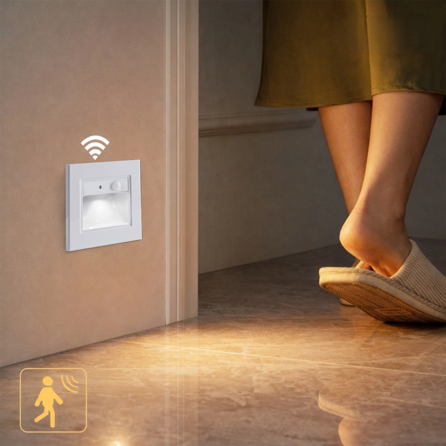 Brilagi - LED стълбищно осветително тяло със сензор STEP LIGHT LED/1,5W/230V IP44 бяло