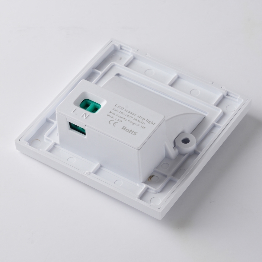 Brilagi - LED стълбищно осветително тяло със сензор STEP LIGHT LED/1,5W/230V IP44 бяло