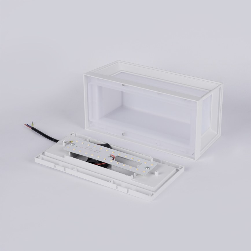 Brilagi - Външно стенно LED осветително тяло PARKER LED/12W/230V 3000/4500/6000K бяло IP44