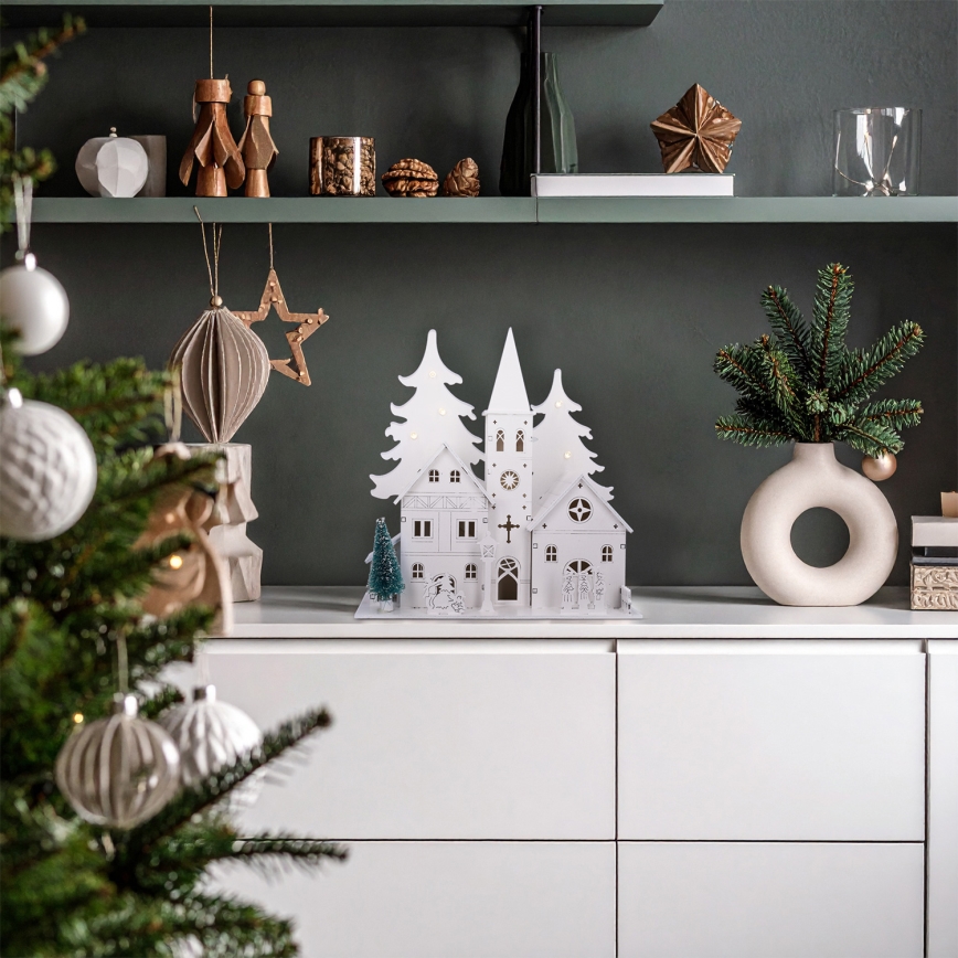 Brilagi - LED коледна украса LED/2xAA църквичка