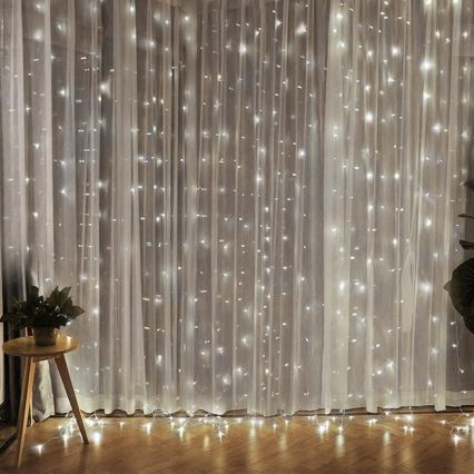 Brilagi - LED Коледна завеса 300xLED/8 функции/3xAA/USB 1,2м студено бяла