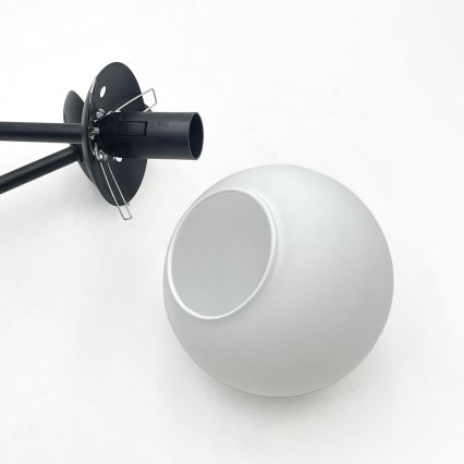 Brilagi - Прикрепен полилей MALIVA 4xE14/15W/230V черно/бяло