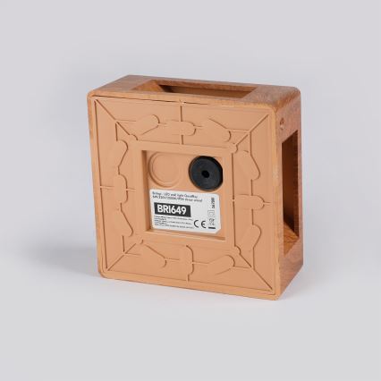 Brilagi - QUADRAY LED външно стенно осветително тяло 6W/230V, дървесен декор, IP54