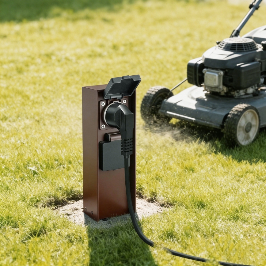 Brilagi - Външен стълб за контакти PILLAR с 2 гнезда Schuko, 230V, IP44, кафяв