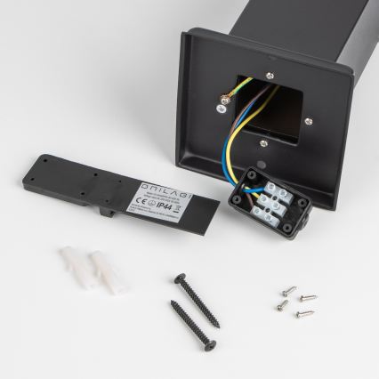 Brilagi - Външна лампа NOVA с 2 SCHUKO гнезда 1xE27/15W/230V 40 см IP44 черна