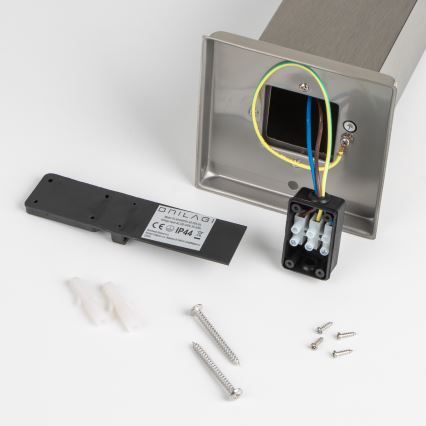 Brilagi - Външна лампа с 2 гнезда SCHUKO NOVA 1xE27/15W/230V 40 cm IP44 матов хром