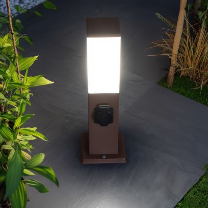 Brilagi - Външна лампа с 2 SCHUKO гнезда NOVA 1xE27/15W/230V 40 cm IP44 кафява