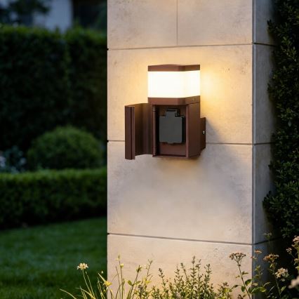 BRILAGI - Външна стенна лампа със SCHUKO контакт PILLAR 1xG9/11W/230V IP44 кафява