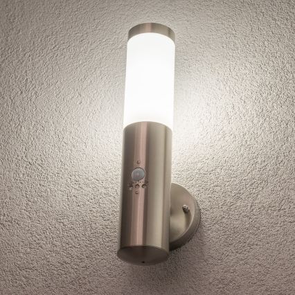 BRILAGI - Външна стенна лампа с сензор ELIA 1xE27/20W/230V IP44 матов хром