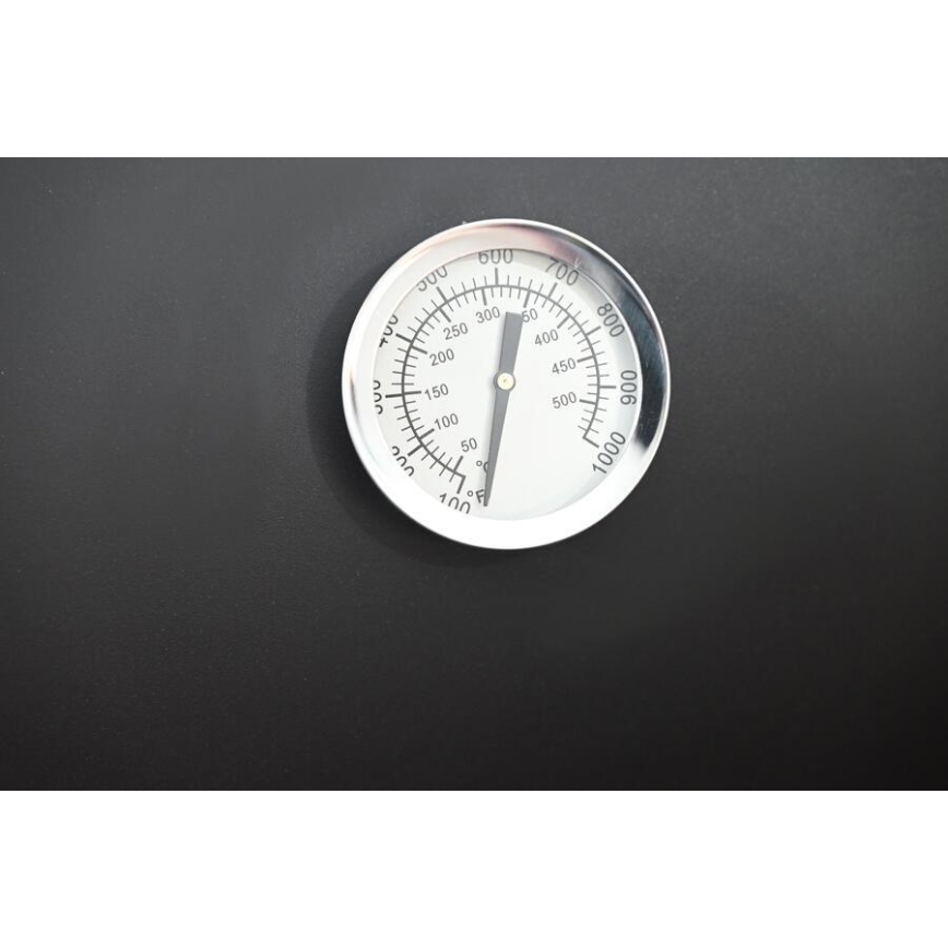 Черен грил на дървени въглища