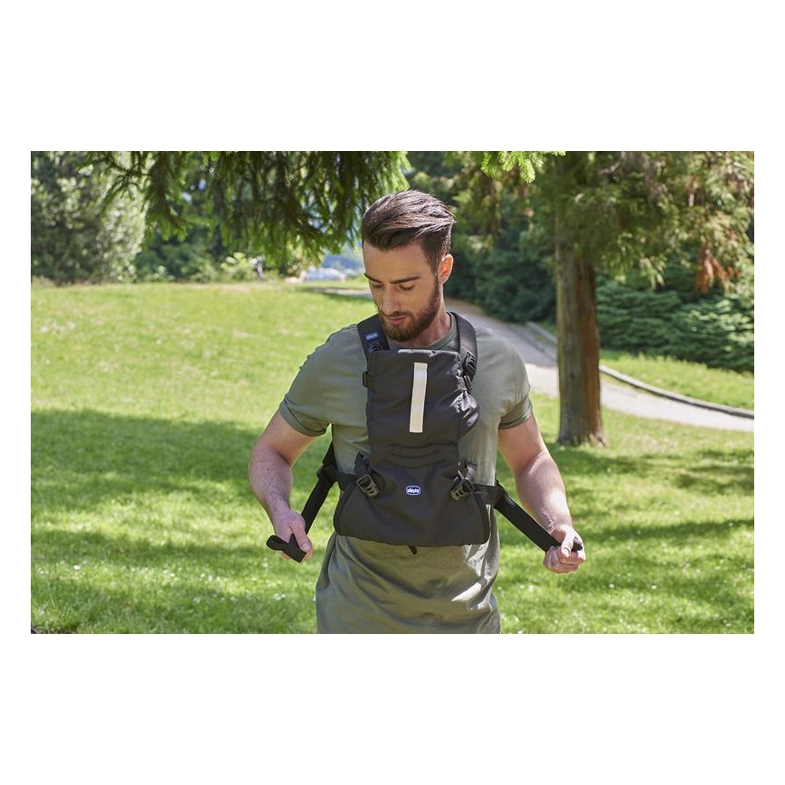 Chicco - Бебешки кош EASY FIT черен