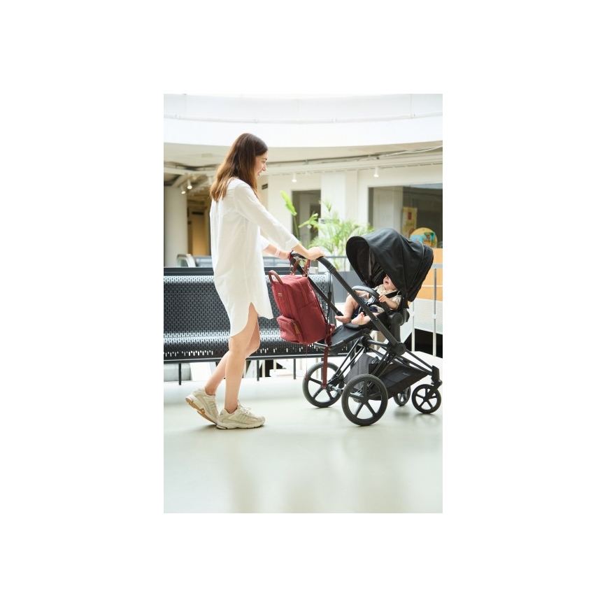 Childhome - Раница за преобуване FAMILY CLUB червен