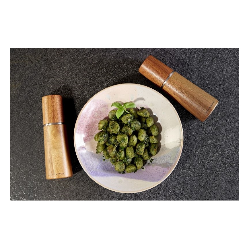 Cole&Mason - К-кт мелнички за сол и пипер MARLOW акация 2 бр. 18,5 см