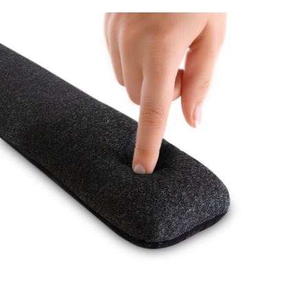 CONNECT IT CMP-4020-BK - Възглавница за китка с пълнеж от топчета