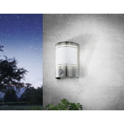 Eglo - Екстериорна лампа 1xE27/40W IP44