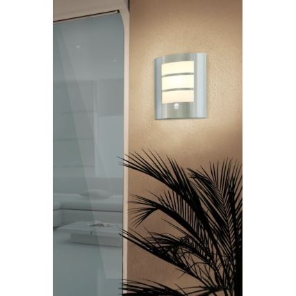 Eglo - със сензор Екстериорна Стенна лампа 1xE27/15W/230V IP44