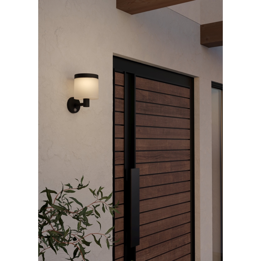 Eglo - LED Соларен аплик със сензор LED/7,5W/3,7V 2200 mAh IP44