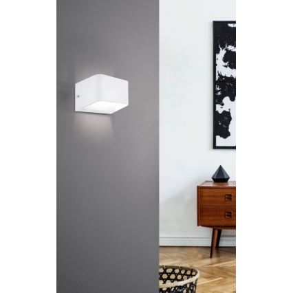 Eglo - LED аплик LED/6W/230V 3000K бял