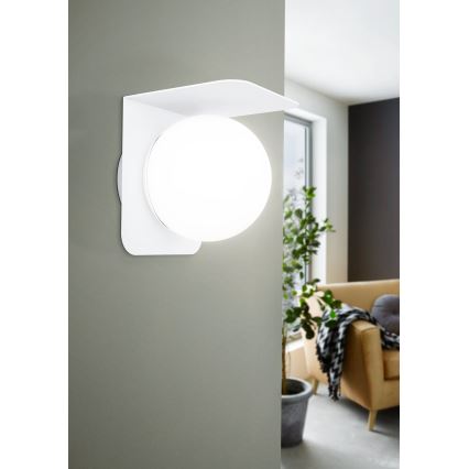 Eglo - Екстериорен аплик 1xE27/15W/230V IP44 бял