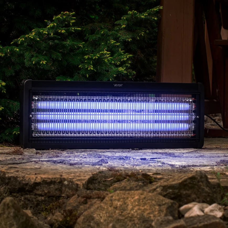 Електрически уред за борба с насекоми 3x20W/230V 200 m2