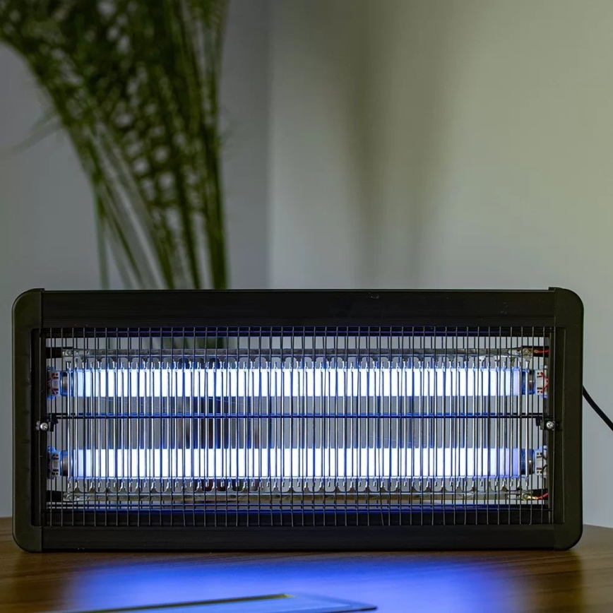Електрически уред за борба с насекоми 2x15W/230V 120 м²