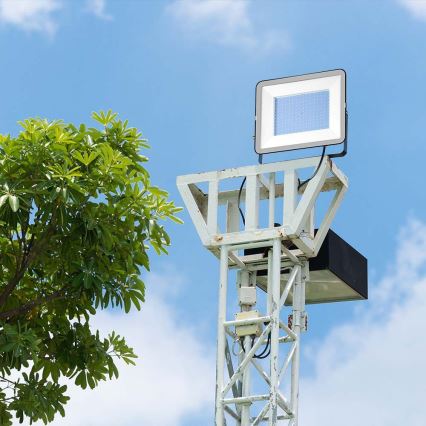 Екстериорен LED прожектор SAMSUNG CHIP LED/200W/230V 4000K IP65 черен