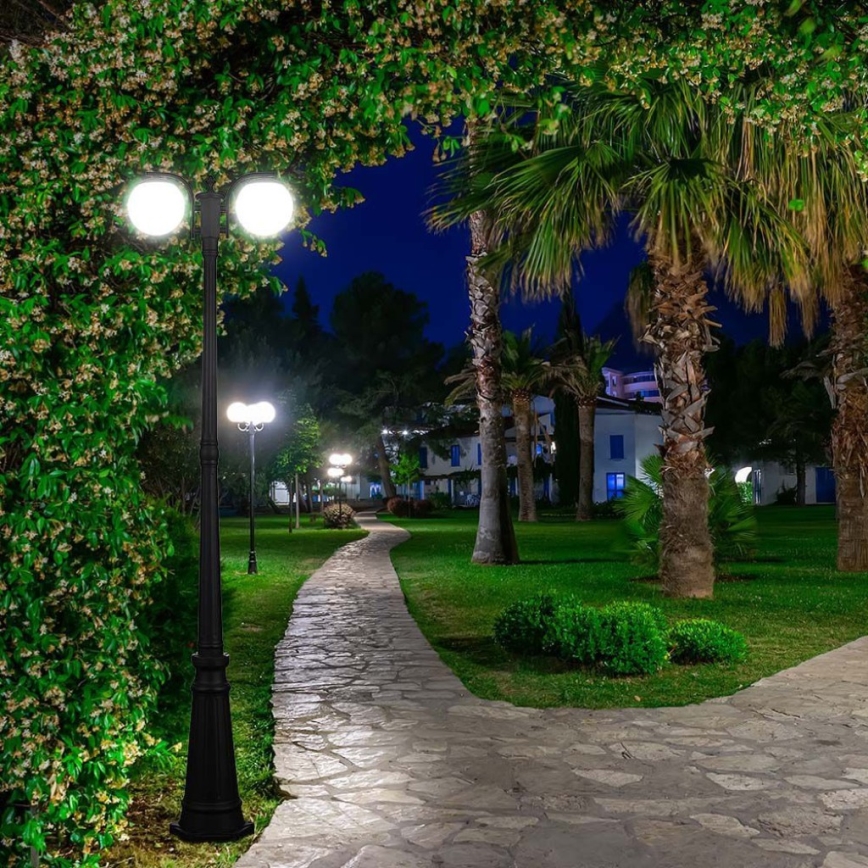 Екстериорна лампа 2xE27/60W/230V IP44 199 см черен