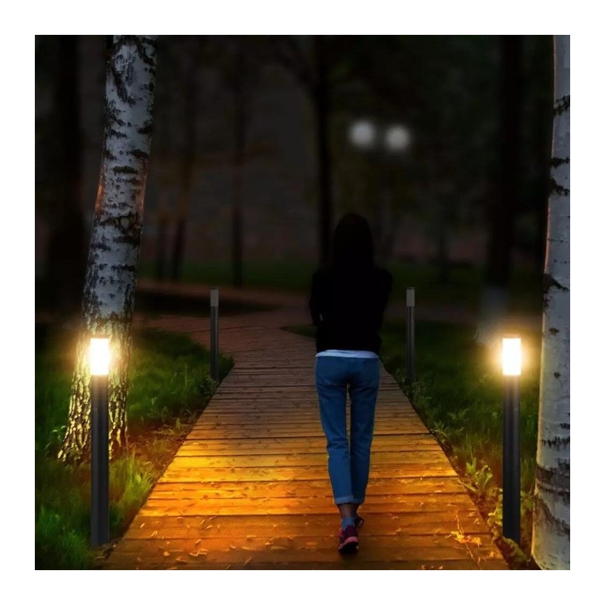 Екстериорна лампа със сензор 1xE27/60W/230V IP44 110см черна