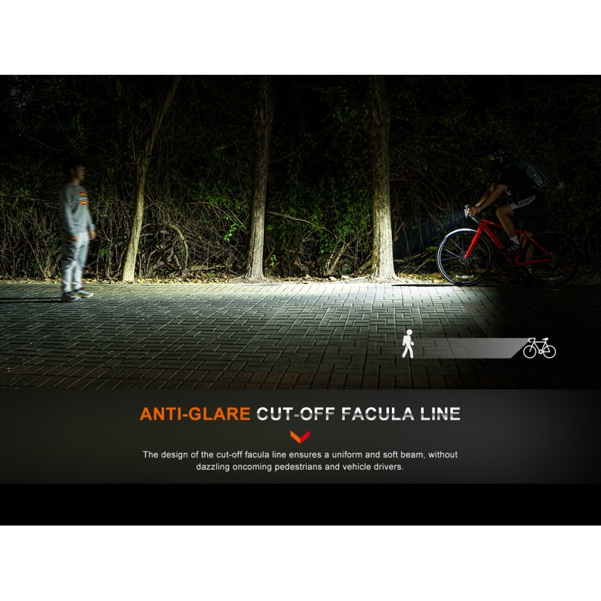 Fenix BC15R - LED Димируема акумулаторна светлина за велосипед LED/USB IP66 400 лъскав 31,5 h 2600 mAh