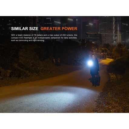 Fenix E12V30 - презареждаем LED фенер с регулиране на яркостта LED/1xAA 2000 mAh IP68 200 lm 100 h черен