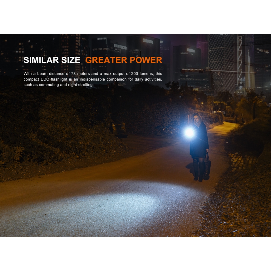 Fenix E12V30 - презареждаем LED фенер с регулиране на яркостта LED/1xAA 2000 mAh IP68 200 lm 100 h черен