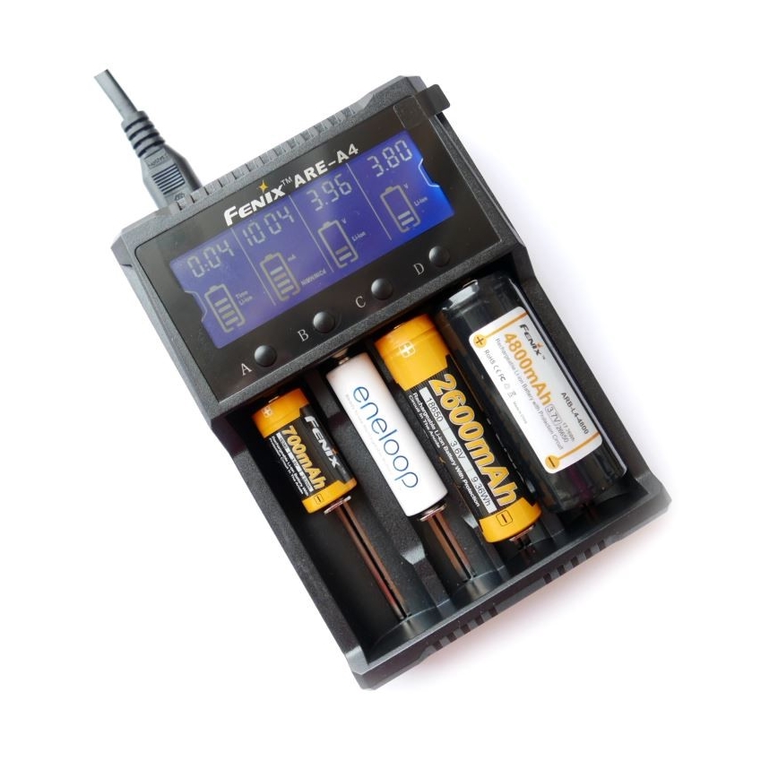 Fenix FENAREA4 - Зарядно устройство за батерии 4xLi-ion/AAA/AA/C 5V