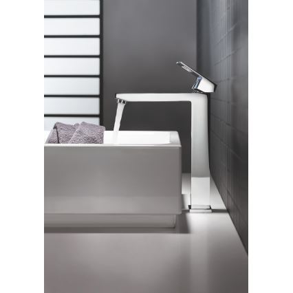 GROHE 23406000 - Смесител за мивка EUROCUBE, размер XL, блестящ хром