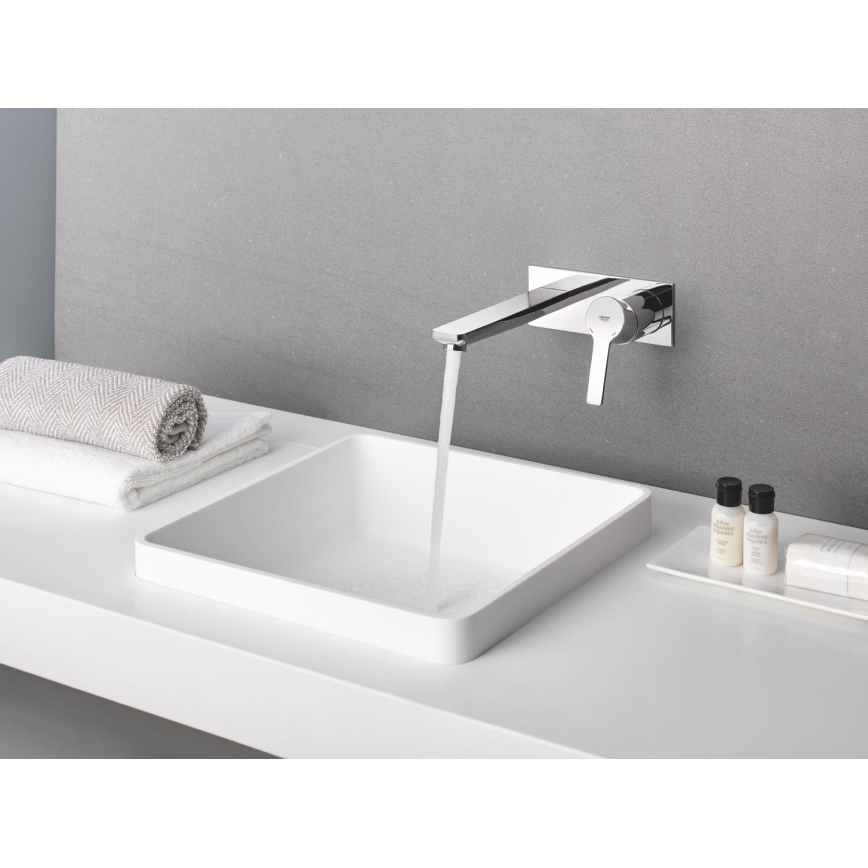 GROHE 23444001 - Смесител за умивалник с две отвори LINEARE 207 мм полирано хромирано покритие