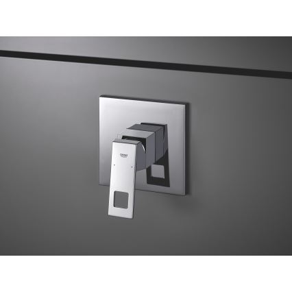 GROHE 24061000 - Душ смесител EUROCUBE, лъскав хром