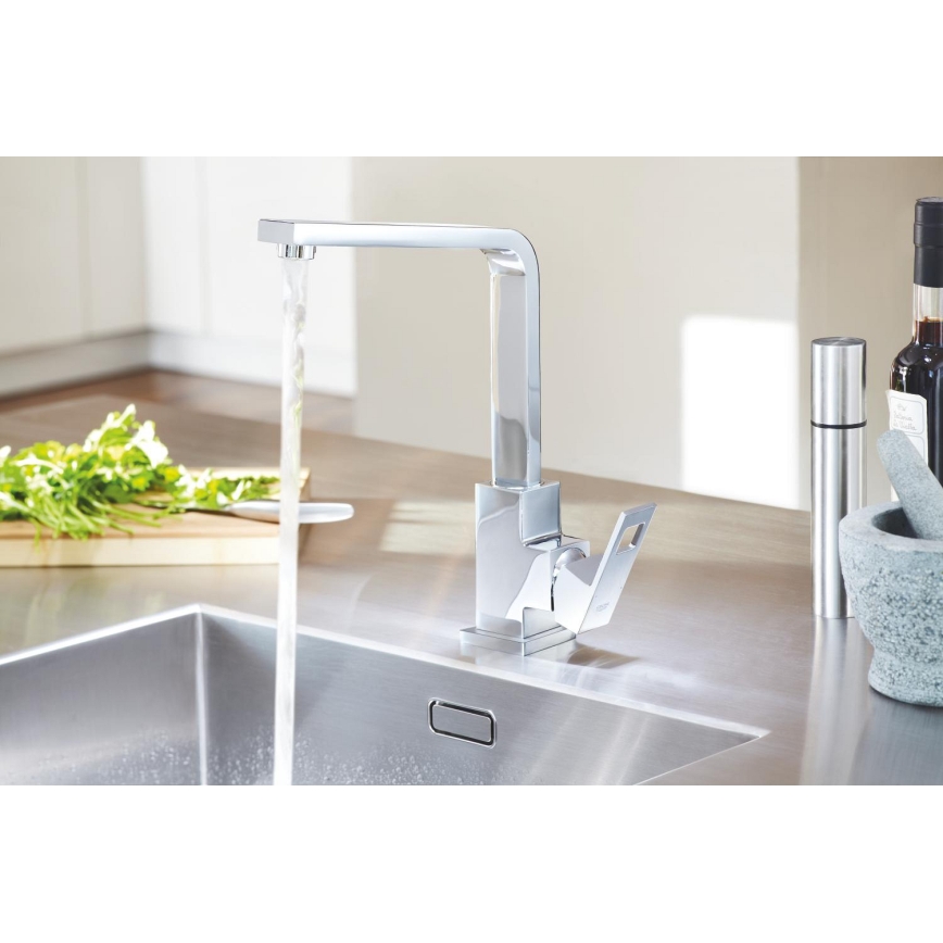 GROHE 31255000 - Смесител за мивка EUROCUBE, полирано хромово покритие